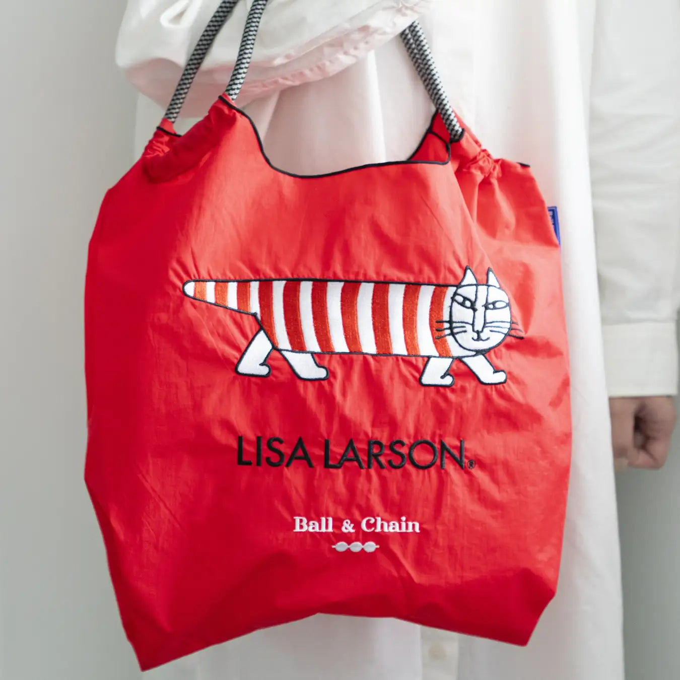 Fin väska Ball&Chain Katt Mikey Lisa Larson Medium